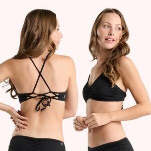 NWOT Strappy Crossback Black Bikini Top Size Small